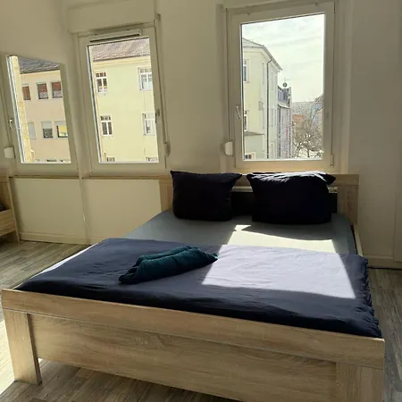 In Aufsessplatz Komplette
