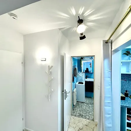 Apartment 2-room With Balcony And Kitchen Nuremberg