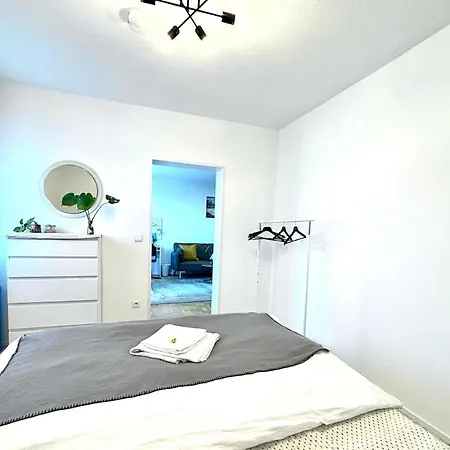 2-room With Balcony And Kitchen