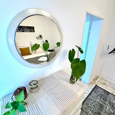 2-room With Balcony And Kitchen Apartment