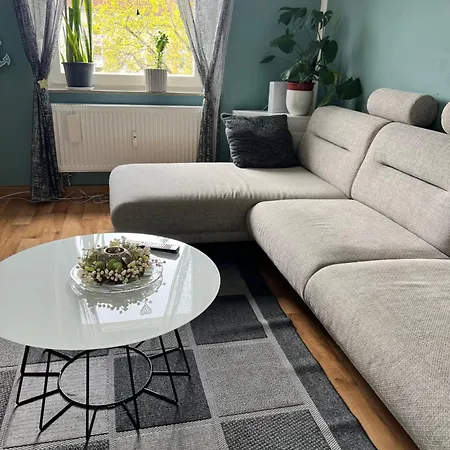 Homestay Messe Und U-bahn Naehe Maffeiplatz