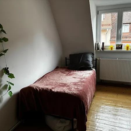 Perfect For Holidays Or Remote Work Private In A Friendly Local Wg Homestay *