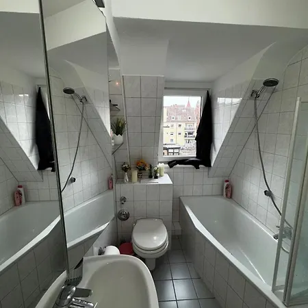 Homestay Perfect For Holidays Or Remote Work Private In A Friendly Local Wg *