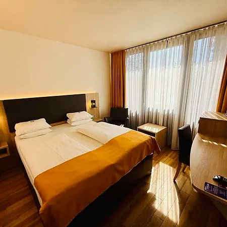 Arvena Messe 3* Nürnberg