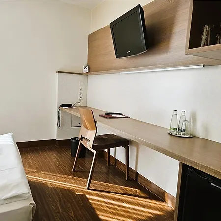 Arvena Park 4*