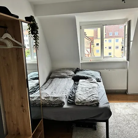 Perfect For Holidays Or Remote Work Private In A Friendly Local Wg Habitación en casa particular
