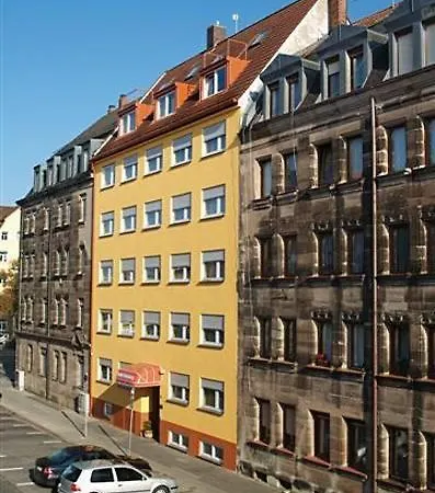 Hamburg Hotel 3*
