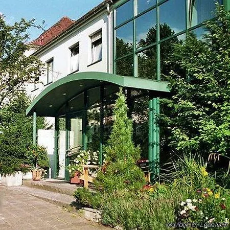 Otel Klughardt 3*