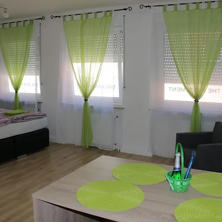 Center * Nürnberg