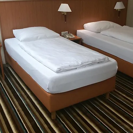 Langwasser Messe Nichtraucherhotel 3*