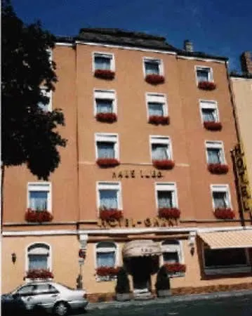 Luga Hotel 3*