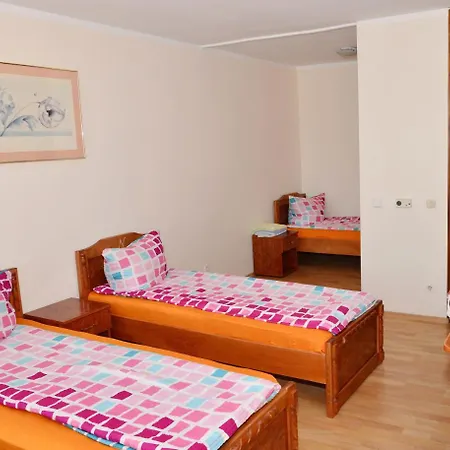 Noa Hotel