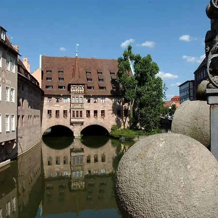 Burghotel Stammhaus Готель 3*