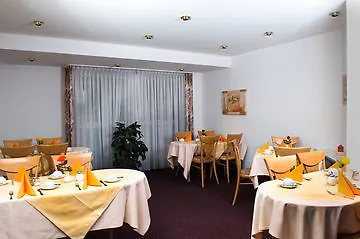 Invite Ξενοδοχείο