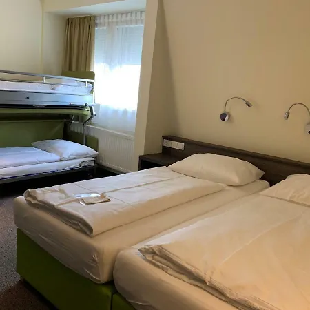 Hotel Behringers 2*