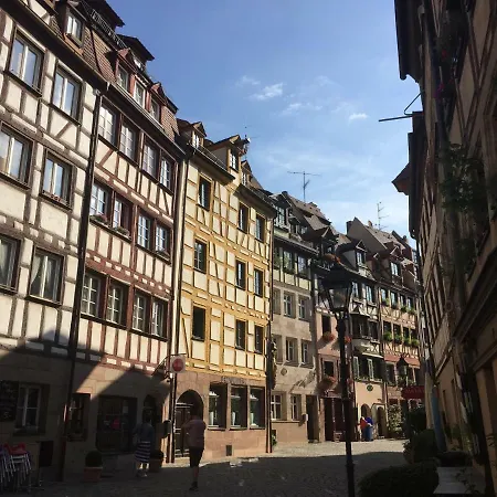 Messeapartment An Der Altstadtmauer Nuremberga