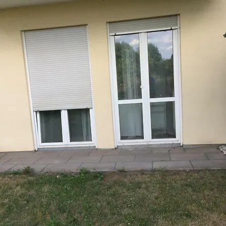 Amira Konukevi Fürth