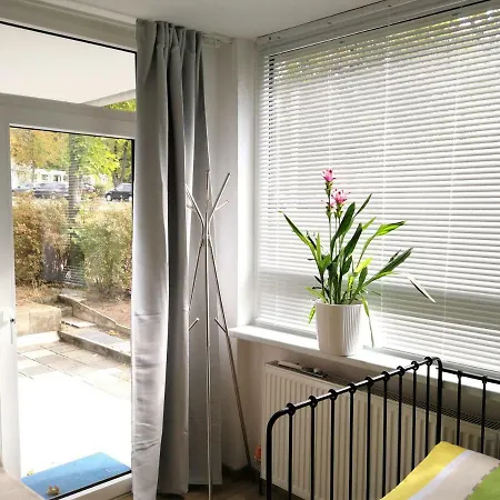 Apartment Central-apt At Lake, Citycenter 5min, Fair 18min!!! Nuremberg