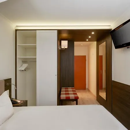 Hotel H+ 4*
