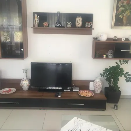 Gumann Apartment *