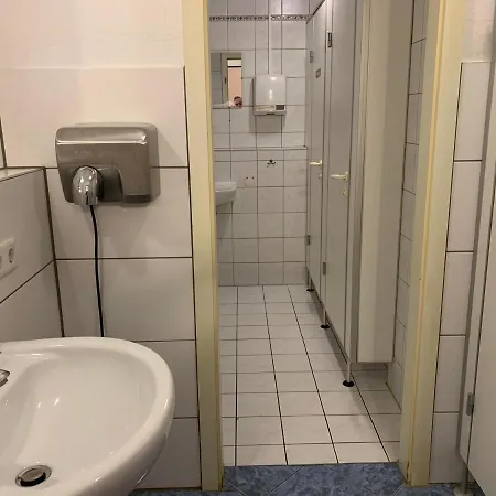 Amira Konukevi 2*
