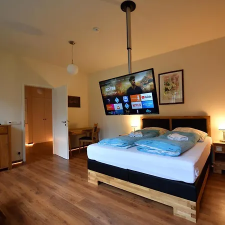 Apartment Like