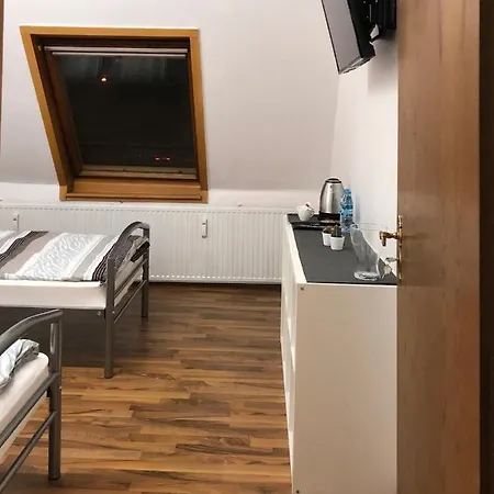 Kaiser Guest house 3*