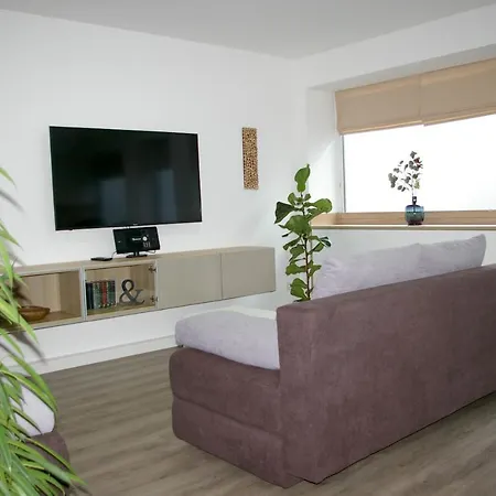 4rent Apartment *
