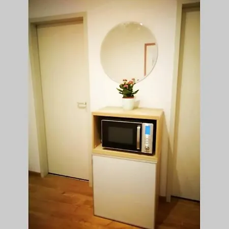 Next To Central-station, Fair 10min Apartment
