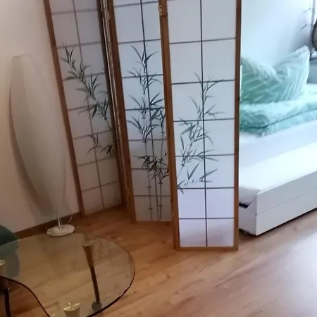 Next To Central-station, Fair 10min Apartment *