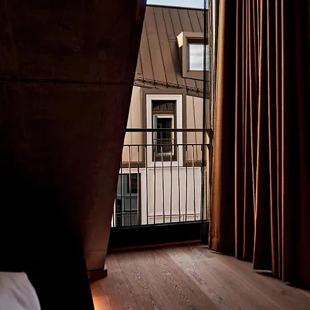 Hotel Karl August - A Neighborhood 4*
