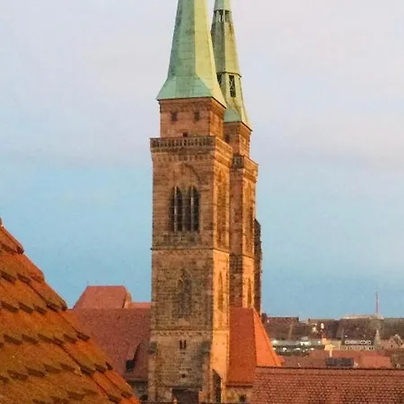 Einzigartige Penthauswohnung * Norimberga