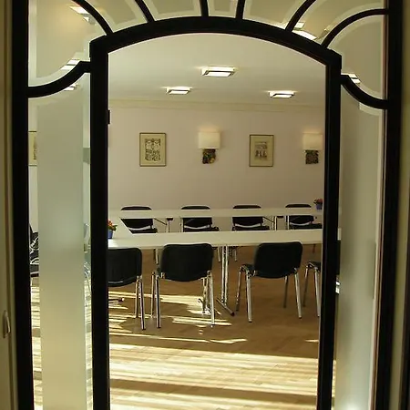 Cristal מלון