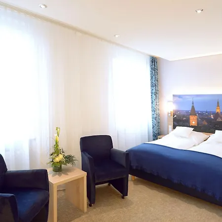 Ringhotel Loew's Merkur 4* Norimberga