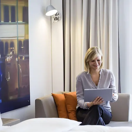 Hotel Novotel Nuernberg Centre 4*