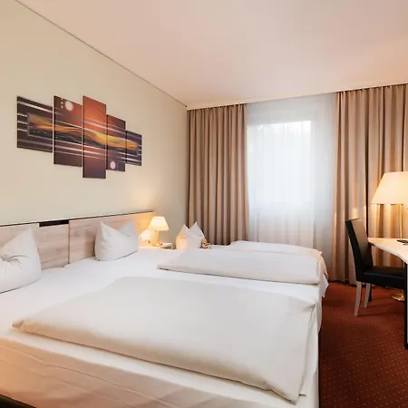 Novina Suedwestpark Hotell Nürnberg