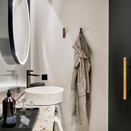 Karl August - A Neighborhood Hotel 4*