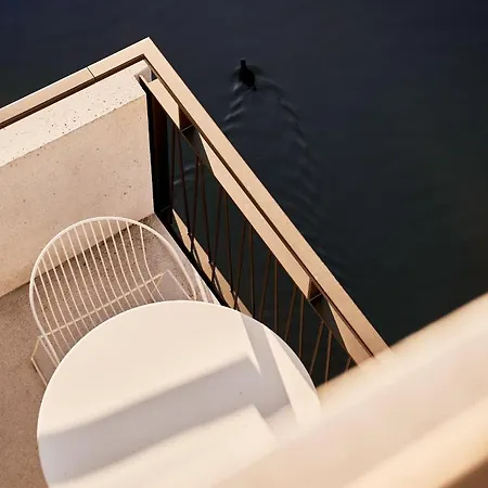 Hotel Karl August - A Neighborhood 4*