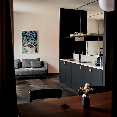 Hotel Karl August - A Neighborhood 4*