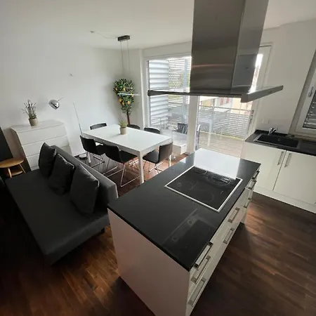 Penthouse-wohnung - Balkon - Dachterrasse - Zentrum Apartment