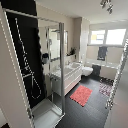 Penthouse-wohnung - Balkon - Dachterrasse - Zentrum