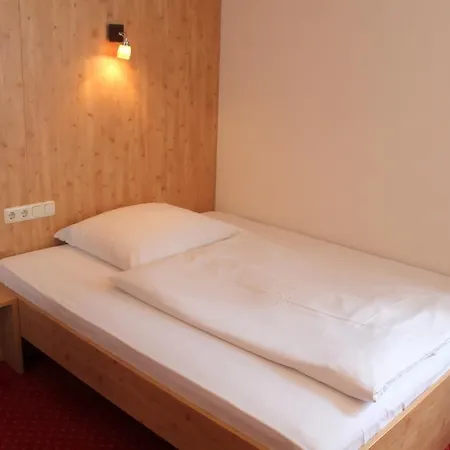 Hotel Steichele Hotel&weinrestaurant 3*