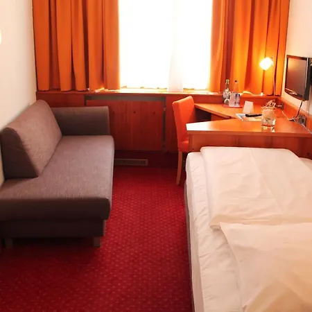 Steichele Hotel&weinrestaurant Hotel 3*