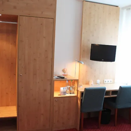 Hotel Steichele Hotel&weinrestaurant 3*