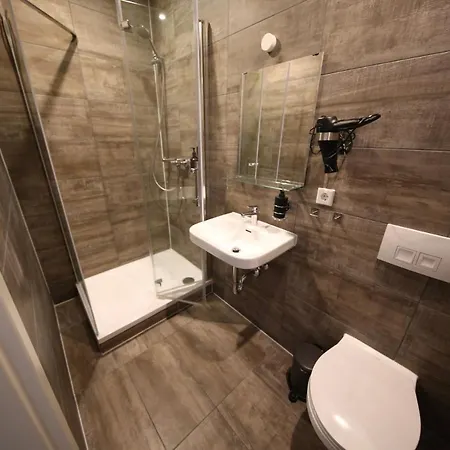 Luxomes - Zentrum Aparthotel *