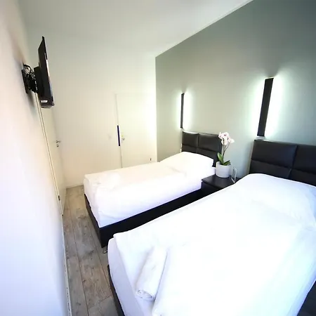 Luxomes - Zentrum Aparthotel *