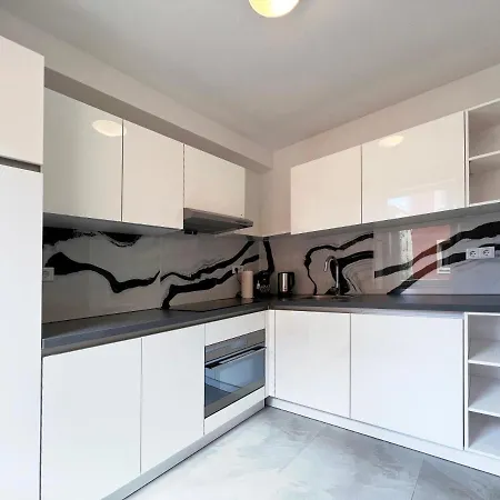 Nurban 2 Apart-hotel