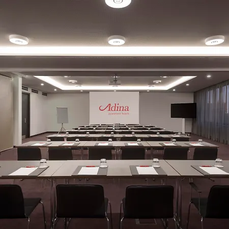 Adina Nürnberg
