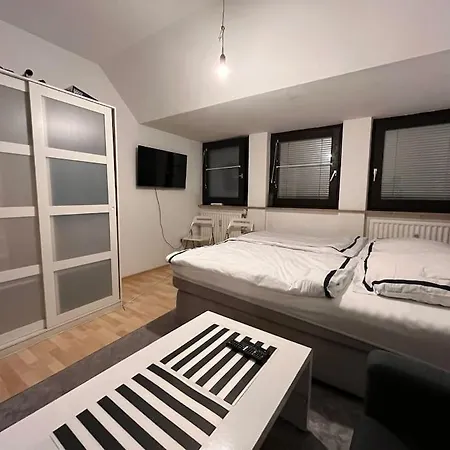 Zentrale Und Gepflegte In Nuremberg