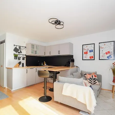 Apartment Linde3 - 10 Minuten In Altstadt Mit Balkon Und Pegnitzblick Nuremberg